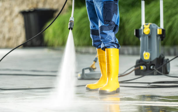 Why Choose Our Certified Pressure Washing Experts for Your Project Needs in Concordia, MO?